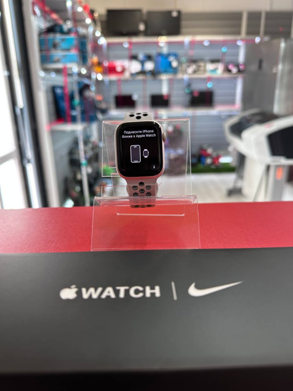 Часы наручные Apple Nike Series 7 45 mm