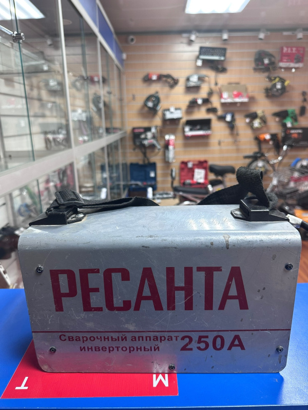 Сварочный аппарат - инвертор ММА Ресанта Саи250