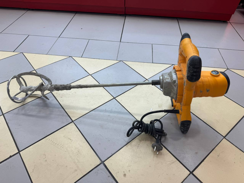 Строительный миксер Dewalt UT1200