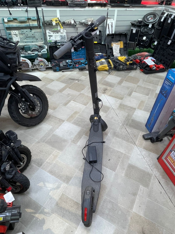 Самокат Ninebot ES-1