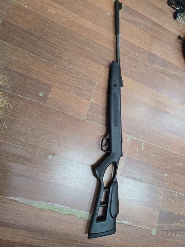 Пневматика Hatsan Striker Edge