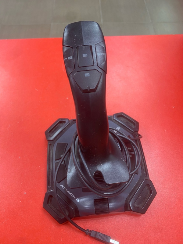 ATTACK 3  Logitech ATTAK 3