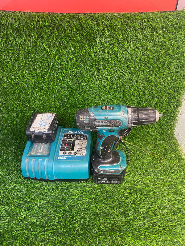 Шуруповерт Makita Не указана