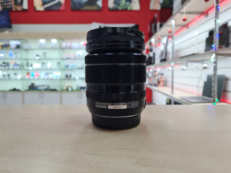 Объектив Fujifilm XF 18-55mm f/2.8-4 R LM OIS