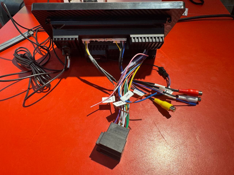 Автомагнитола Teyno CC4 Pro