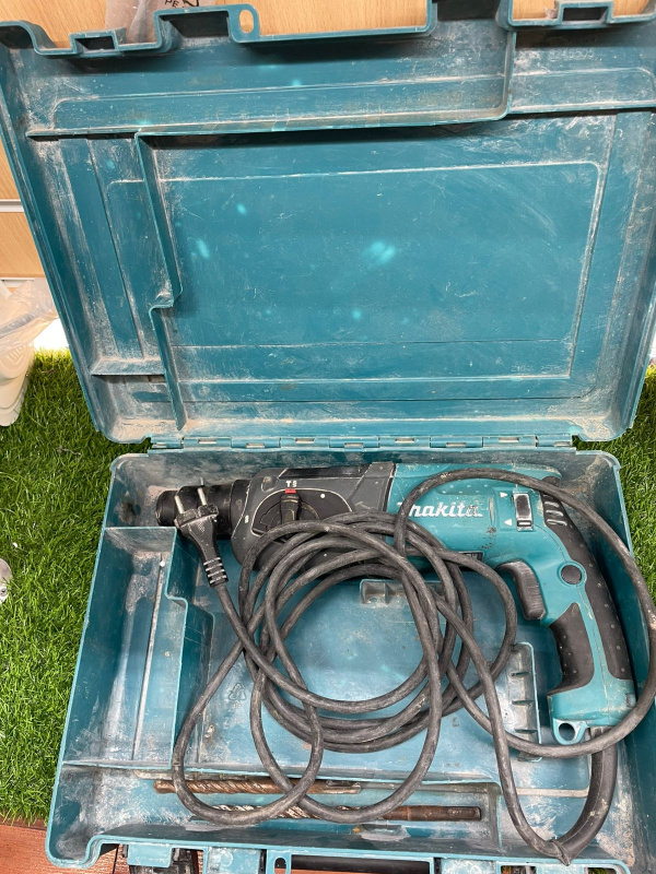Перфоратор Makita 2470