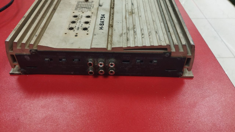 Усилитель Hyundai H-SA754