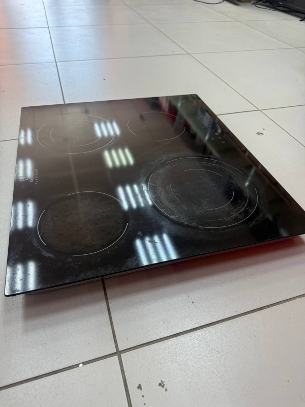 Плита Electrolux cpe6433kf