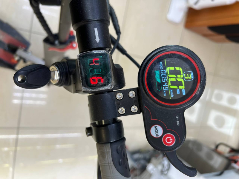 Самокат Kugoo Kirin M4