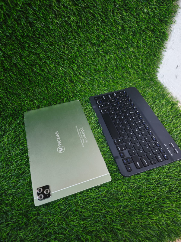 Планшет  W09Ultra