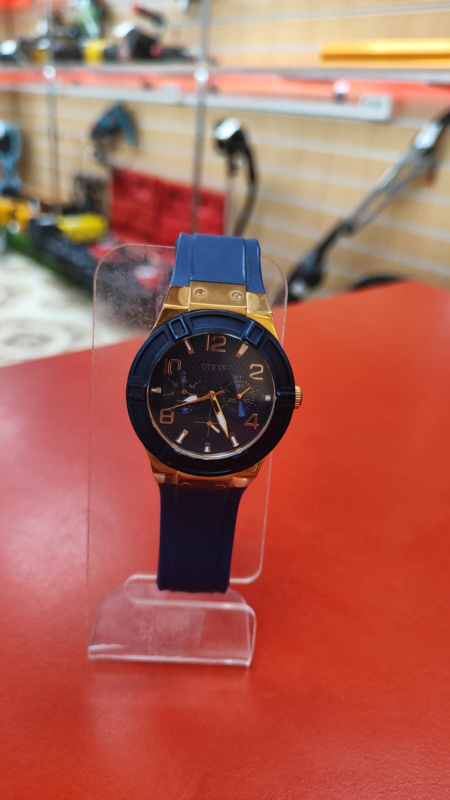 Часы наручные Guess STEEL