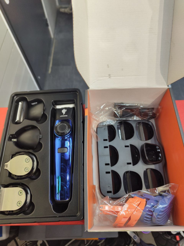 Машинка для стрижки волос 5 в 1 Leonord Perfect