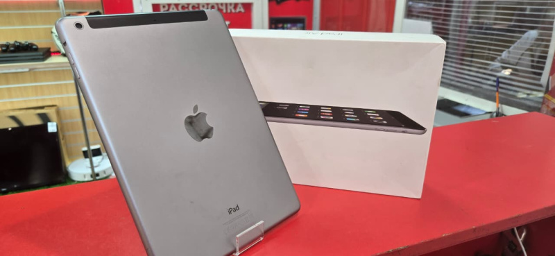 Планшет Apple iPad Air (1-го поколения)