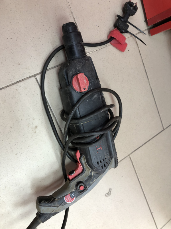 Перфоратор P.I.T. pbh24