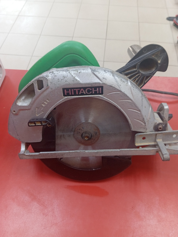 Торцовочная пила Hitachi C7SS