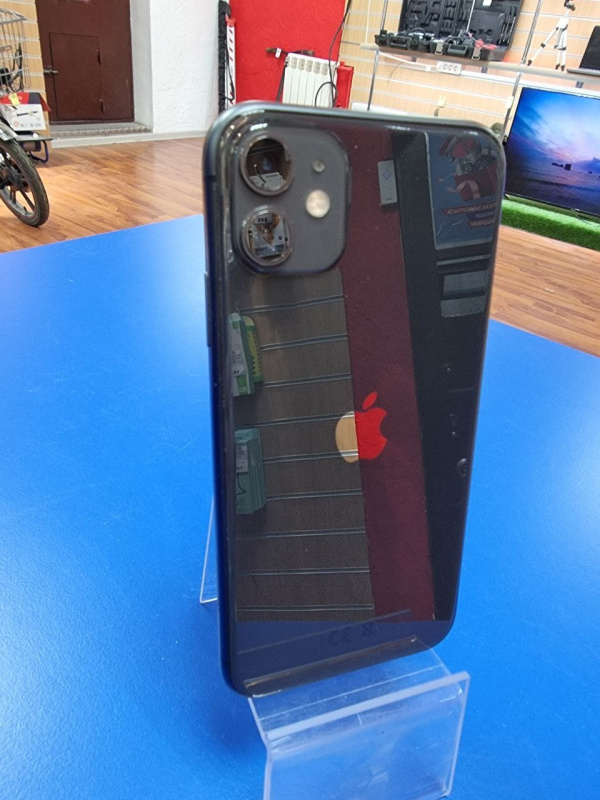 Мобильный телефон Apple iPhone 11