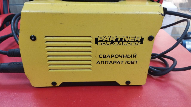 Сварочный аппарат - инвертор ММА Partner For Garden IGBT MMA-200
