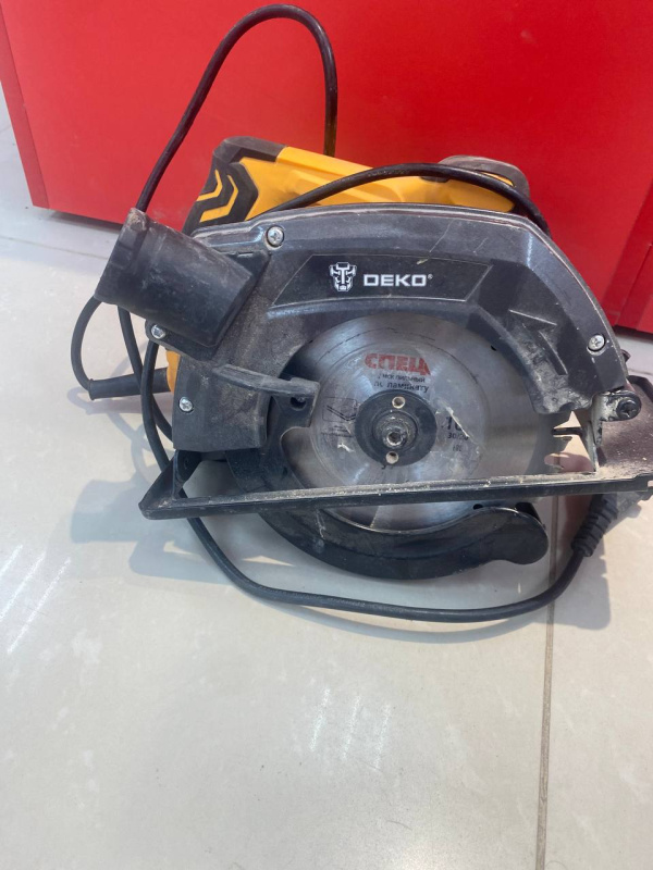 Циркулярная пила Deko cs1100