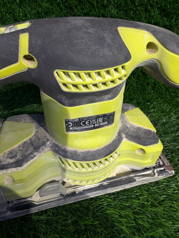 Шлифмашинка Ryobi RSS280-S