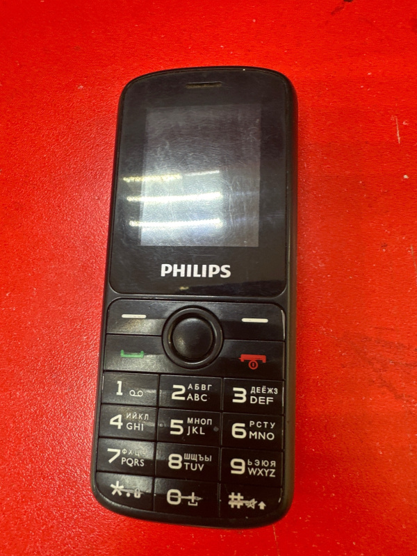 Мобильный телефон Philips Xenium E2101
