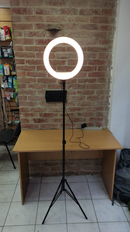 Кольцевая лампа со штативом Ring SL-36T