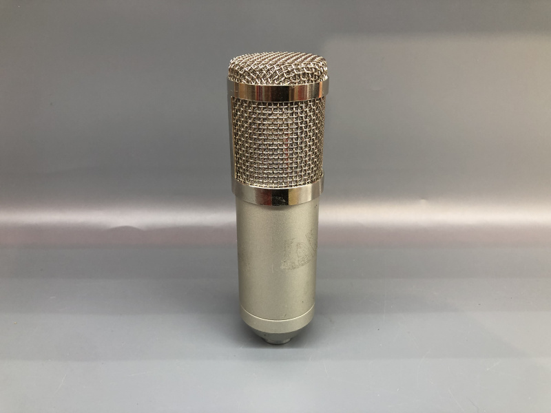 Микрофон  Конденсаторный, с XLR