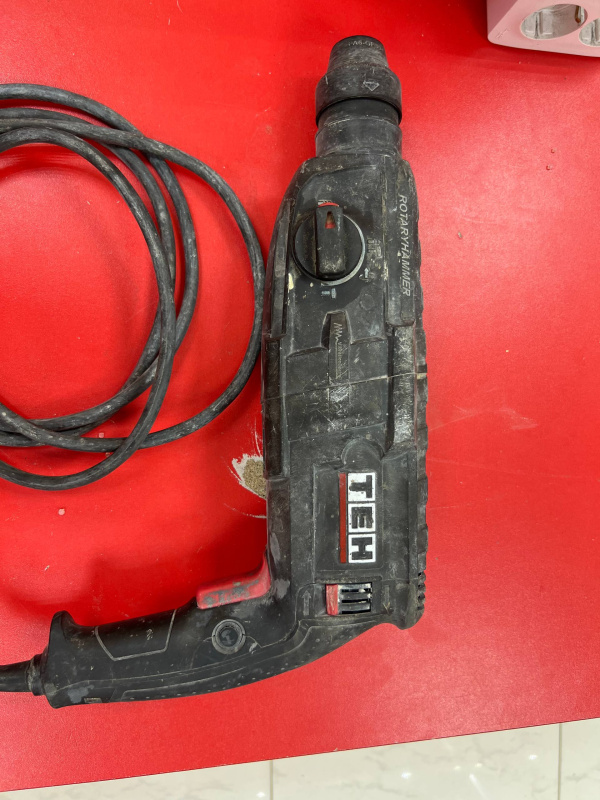 Перфоратор TEH TH2608