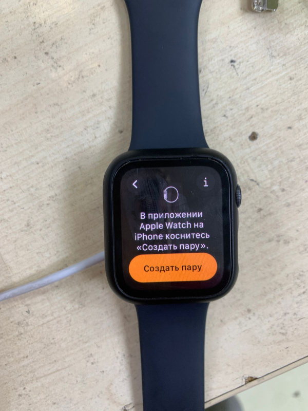 Часы смарт Apple se a2352
