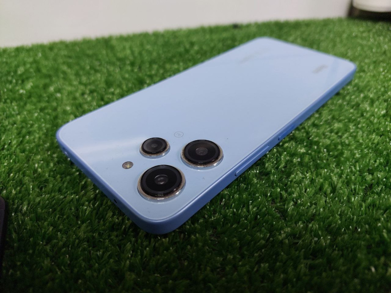 Мобильный телефон Xiaomi Redmi 12