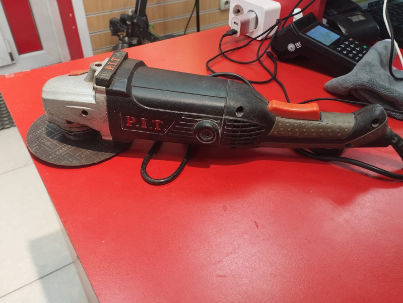 Болгарка P.I.T. Не указана