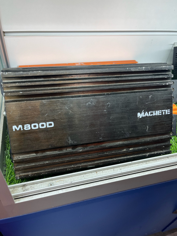 Усилитель Machete M800D