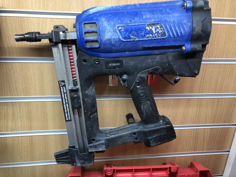 Гвоздескобозабивной пистолет  kapachi gp01