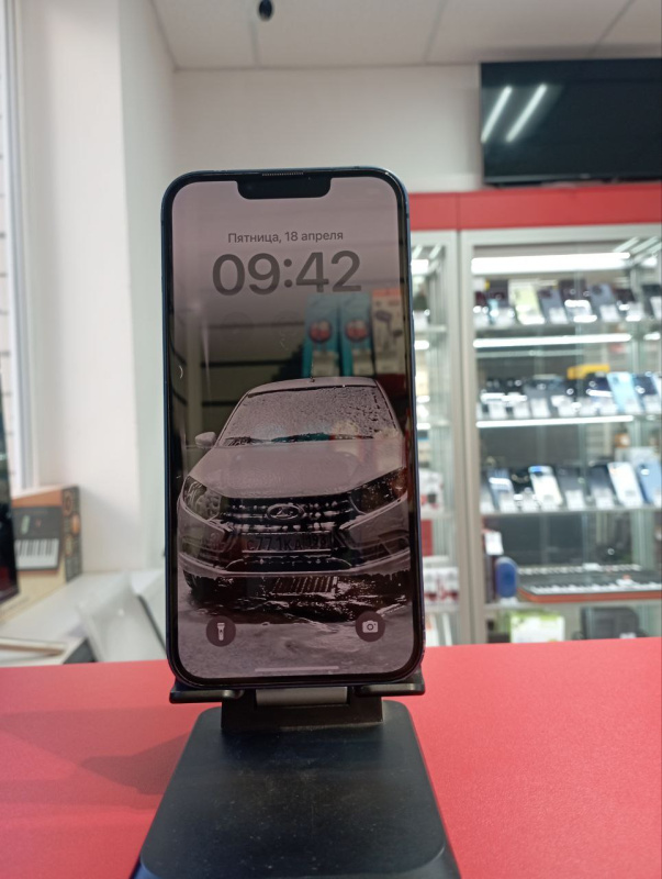 Мобильный телефон Apple iPhone 13