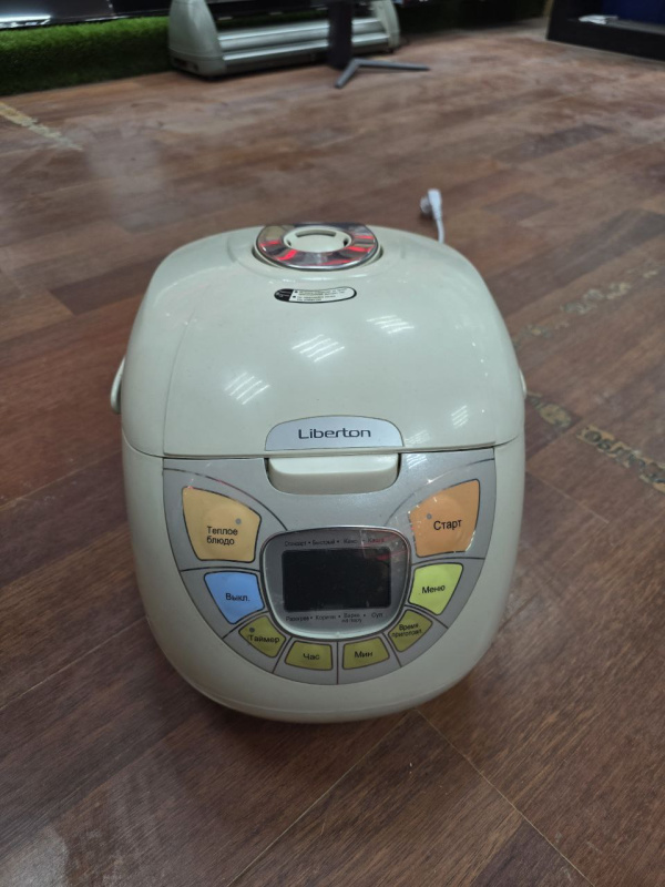 Мультиварка - Liberton 800w