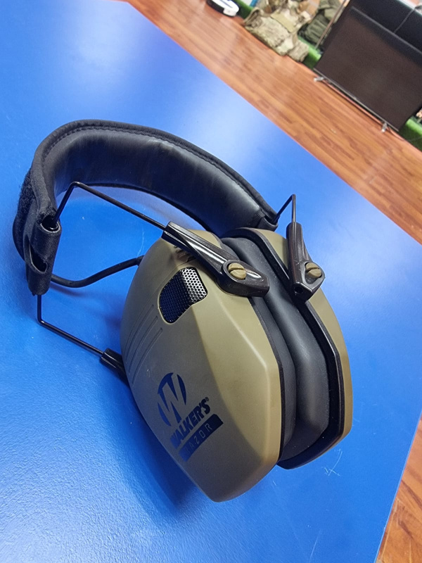 АКТИВНЫЕ НАУШНИКИ Walker razor