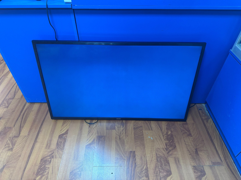 Телевизор Samsung UE55TU7002U