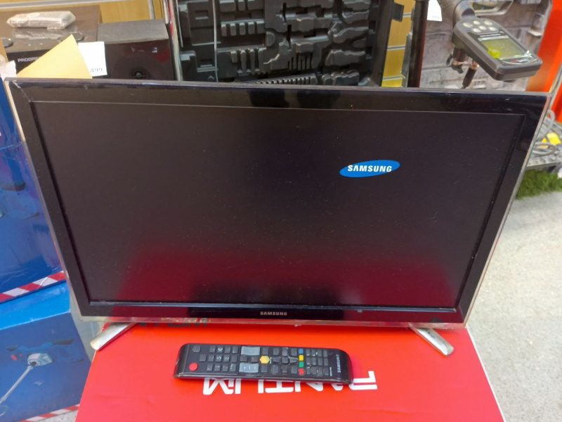 Телевизор Samsung UE22H5600AK