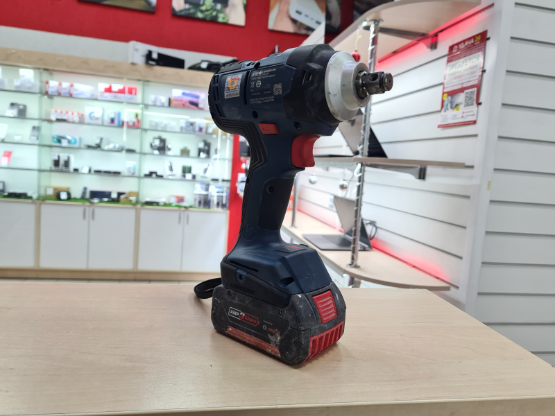 Гайковерт Bosch GDS 18V-400