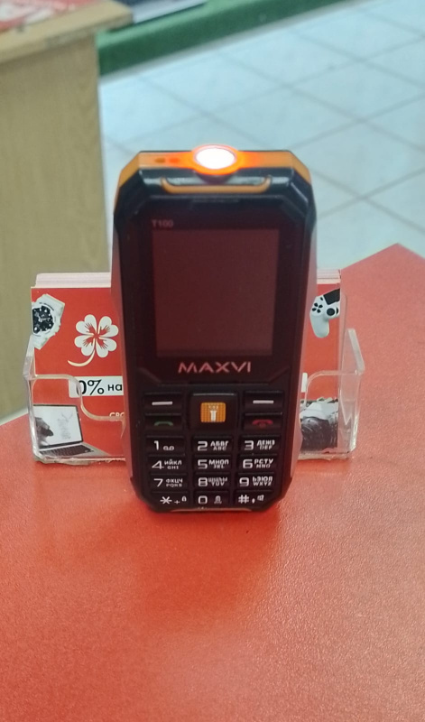 Мобильный телефон Maxvi T100