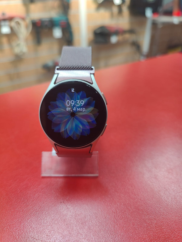 Часы смарт Samsung Galaxy Watch7 40мм