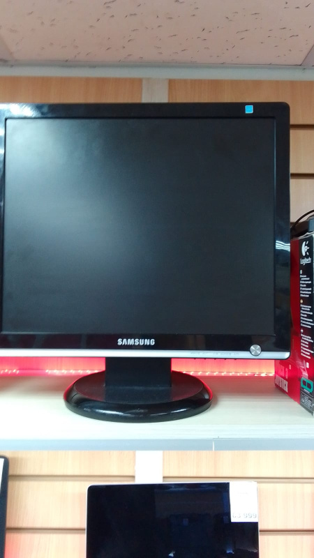 Монитор Samsung SyncMaster 931C PSFV