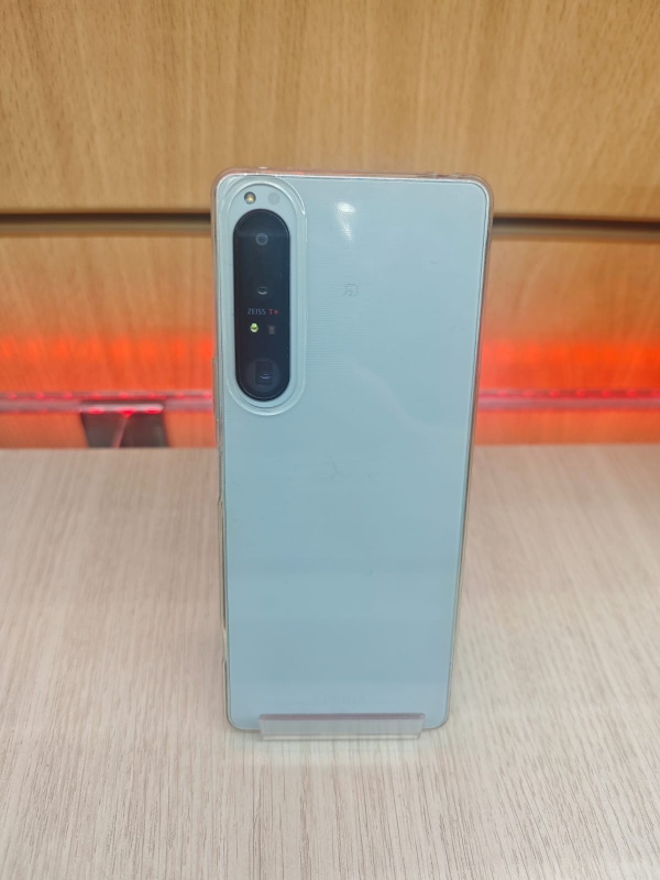 Мобильный телефон Sony Xperia 1 IV