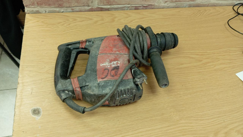 Перфоратор Hilti te-30-c-avr
