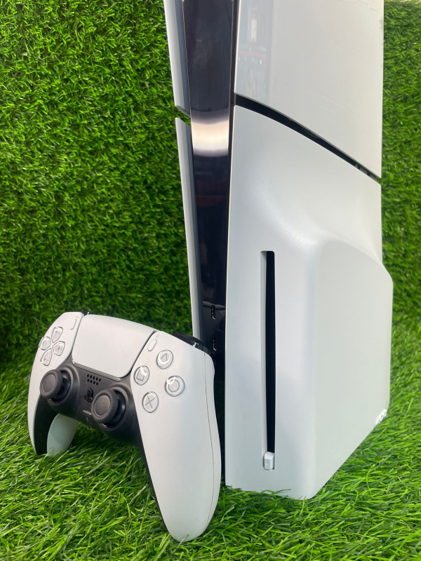 Игровая приставка PlayStation PS5 CFI-2016 1TB