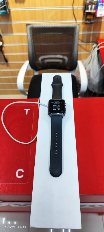 Часы наручные Apple A1554