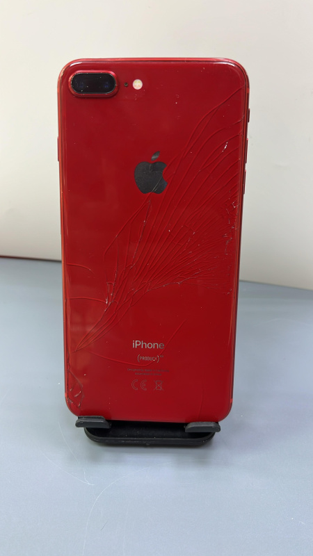 Мобильный телефон Apple iPhone 8 Plus