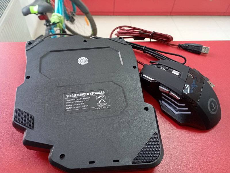 Клавиатура 404 NOT FOUND Игровая клавиатура и мышь для телефона