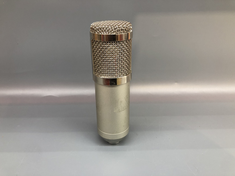 Микрофон  Конденсаторный, с XLR