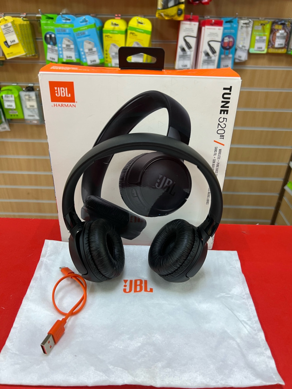 Наушники JBL tune 520bt