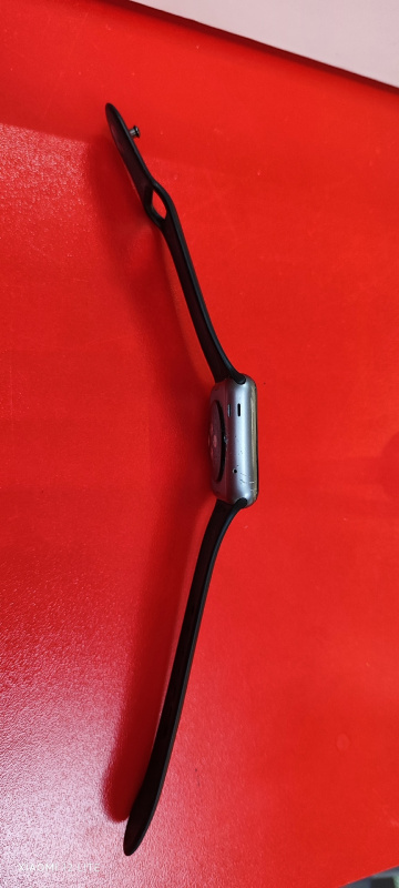 Часы наручные Apple A1554